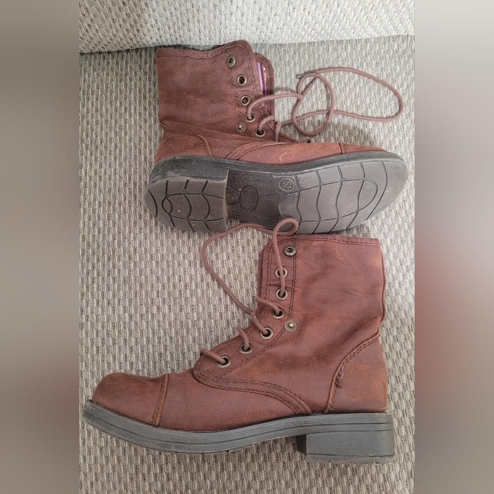 American Eagle Floppy Grunge Ankle Boots Women's 5.5 Fold Over Side Snaps
